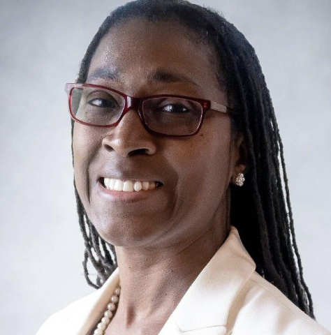 Dr Lisa Mack
